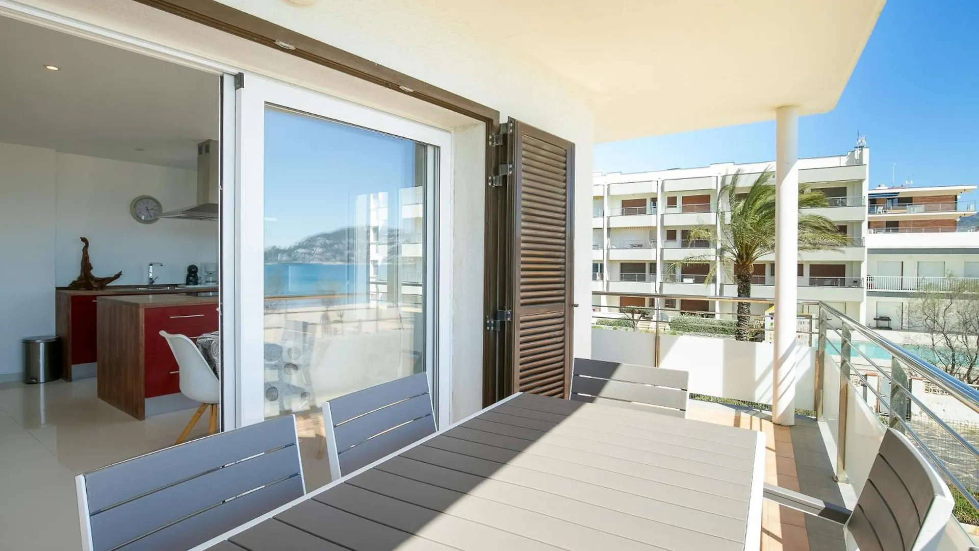 V032 - Miramar Apartment Roses Spain